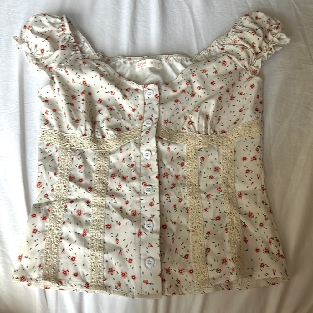 Cute vintage shirt from Romeo XS never worn